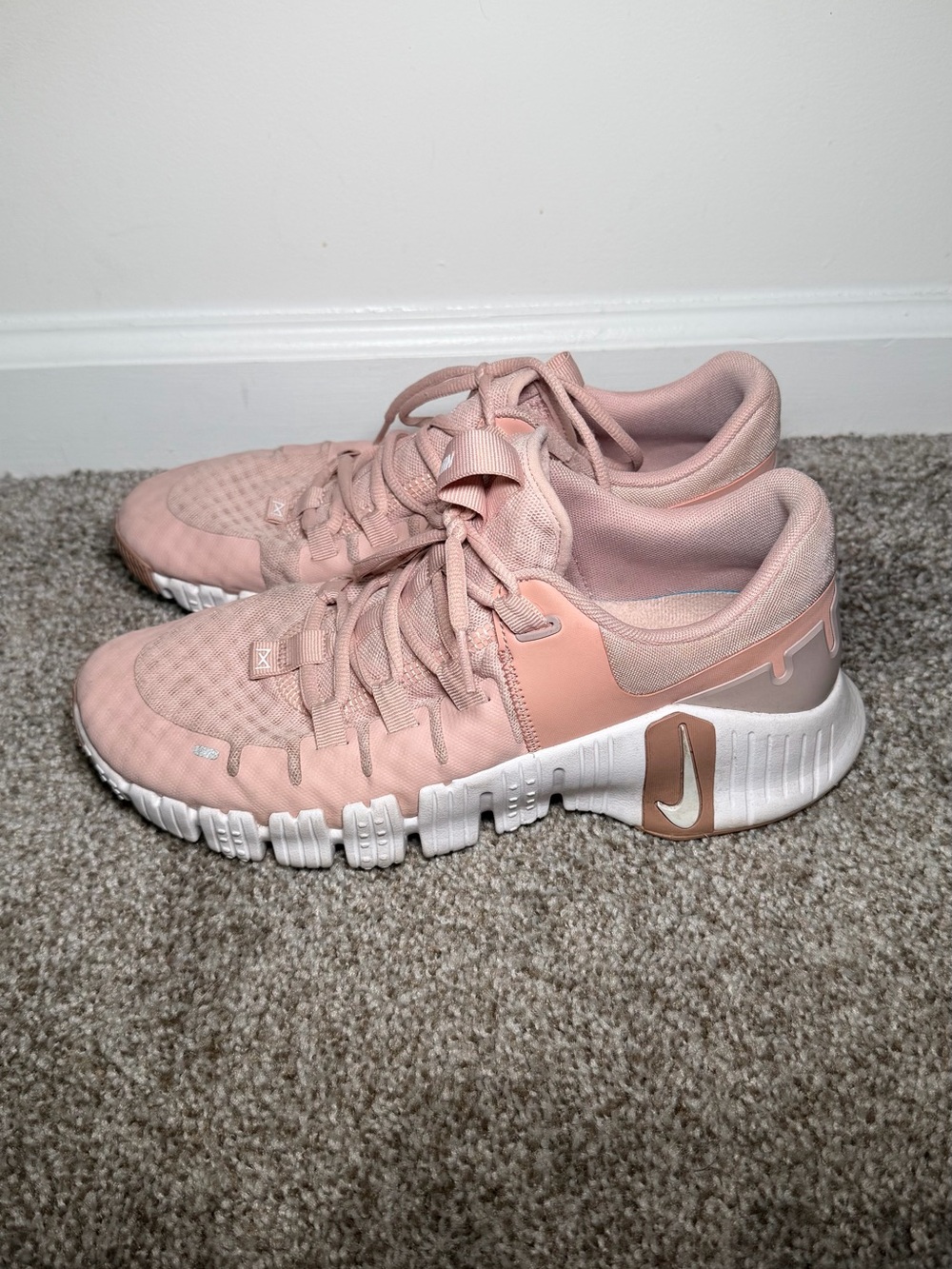 Nike Free Metcon 5 Training Shoes in Pink Oxford DV3950-600 VNDS Women's 9.5 - Picture 4 of 6